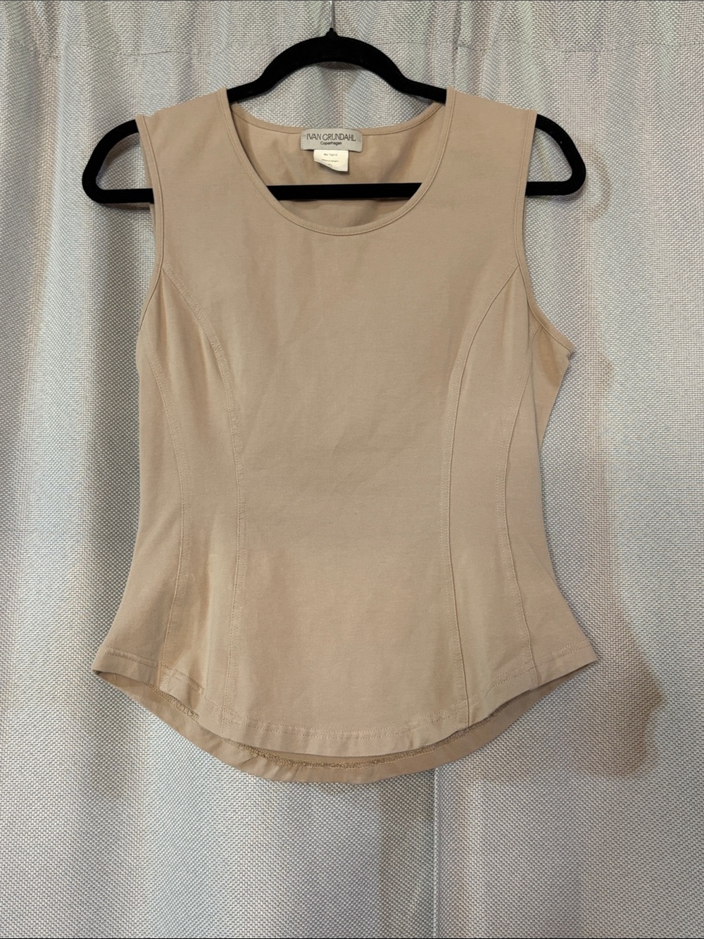 Ivan Grundahl Cream Scoop Neck Sleeveless Tank